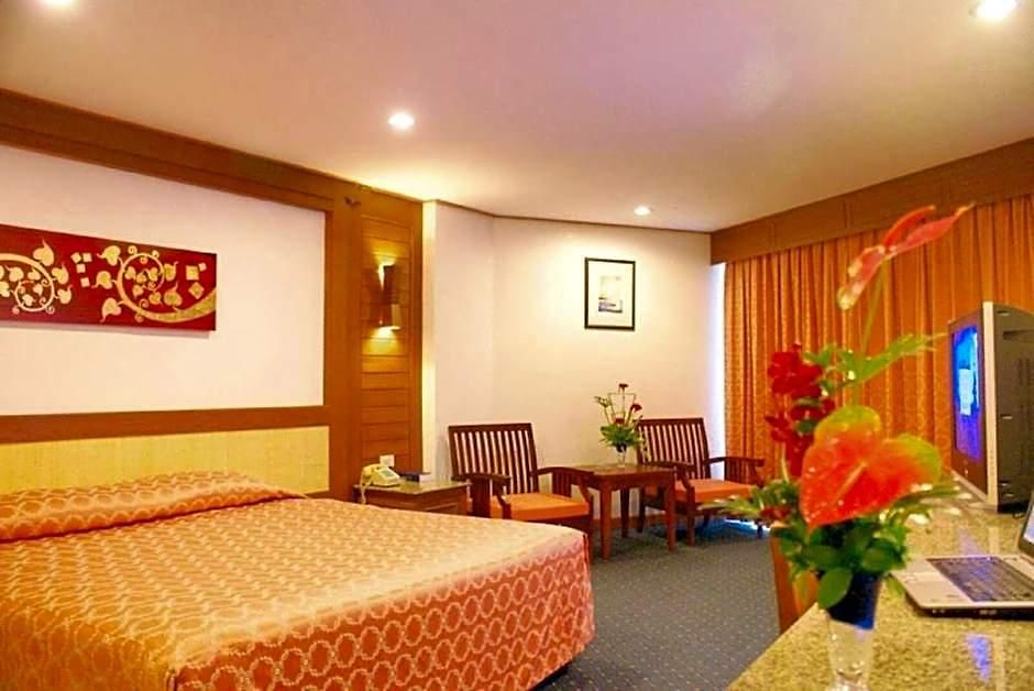 โรงแรม รายัล ทวินส์ พาเลซ Pattaya
