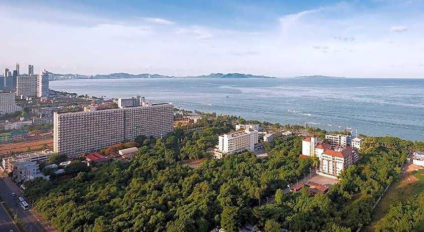 Dusit Grand View *