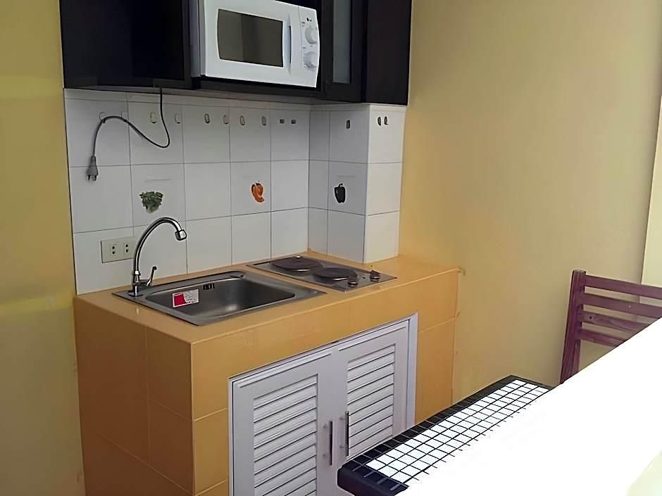 Pius Place Hotel 2*