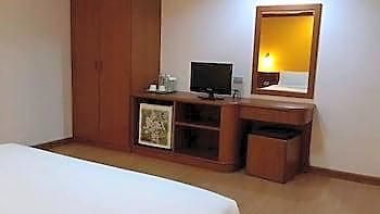 Hotel Sea Falcon On The Water 2*