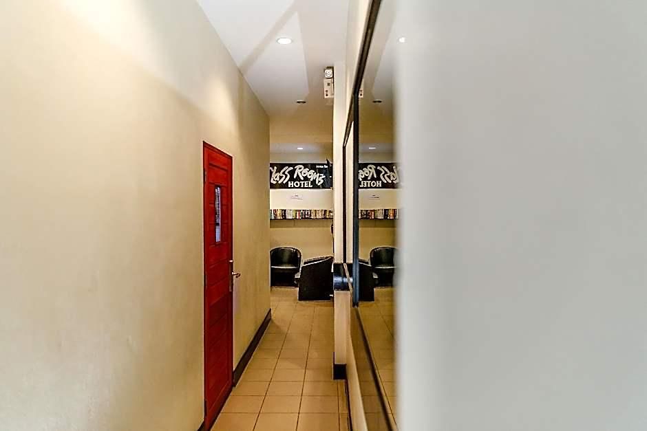 The Classroom Hotel 3*