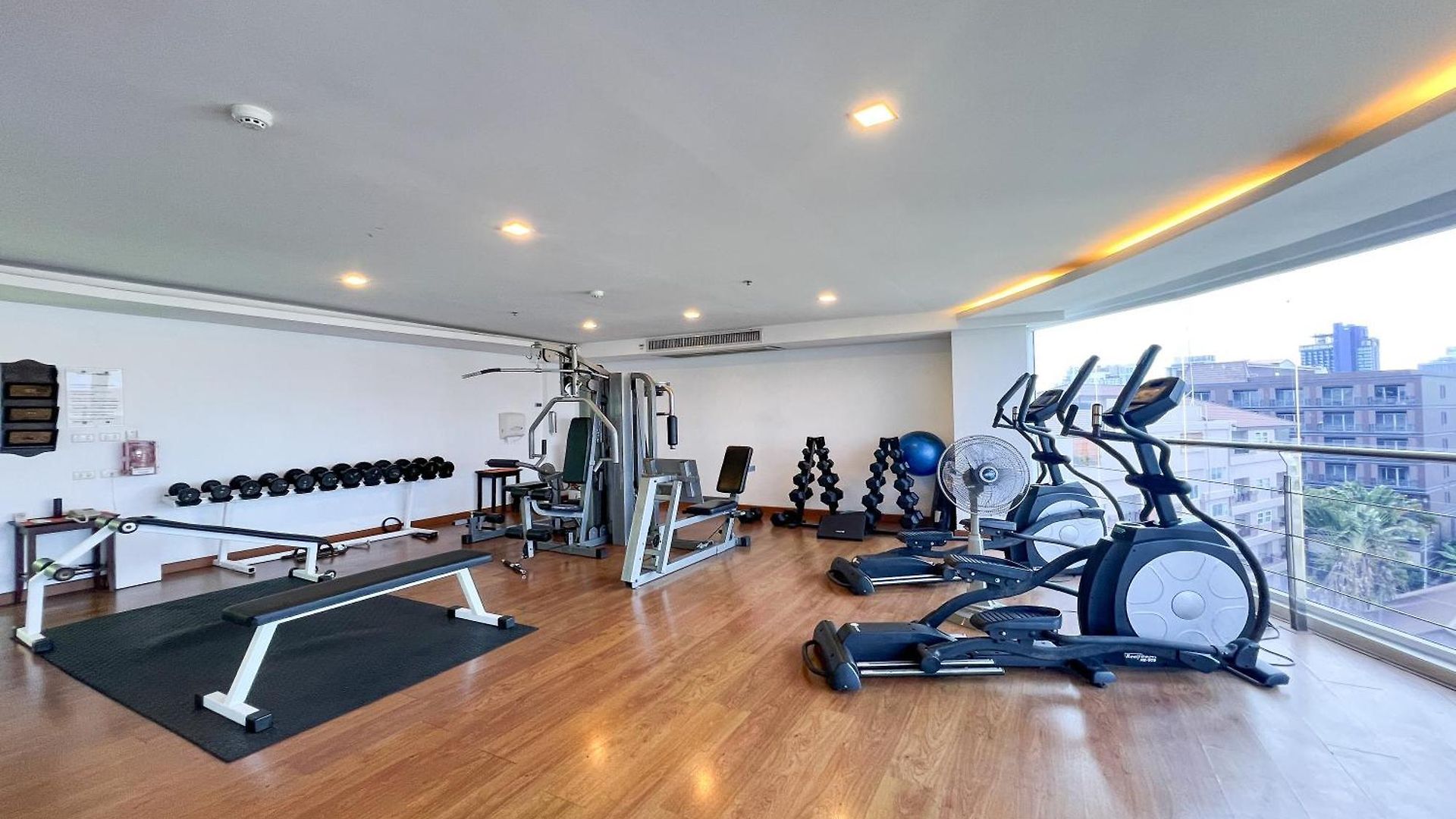 โรงแรม Nova By Compass Hospitality Pattaya