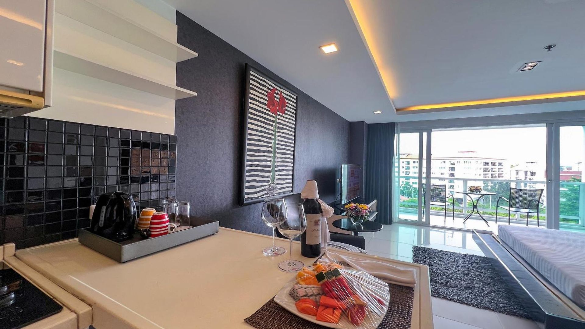 Nova By Compass Hospitality โรงแรม Pattaya