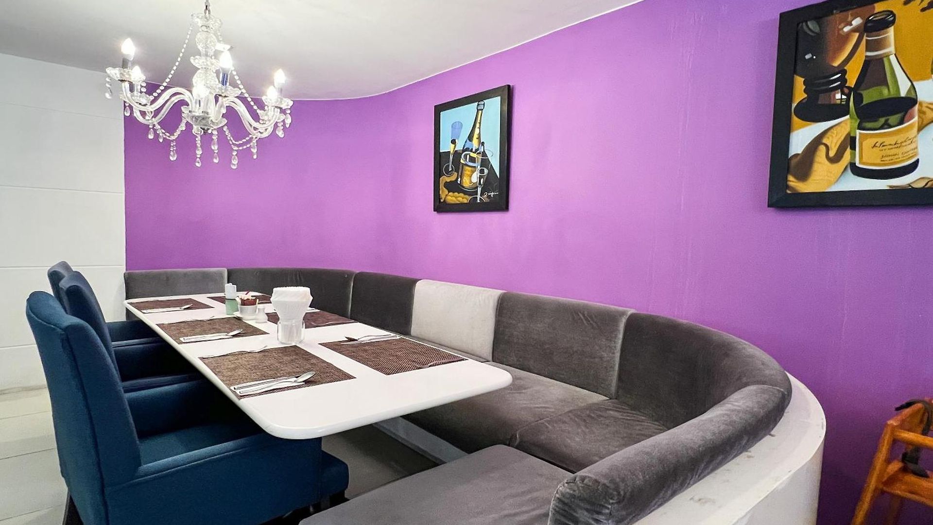 โรงแรม Nova By Compass Hospitality