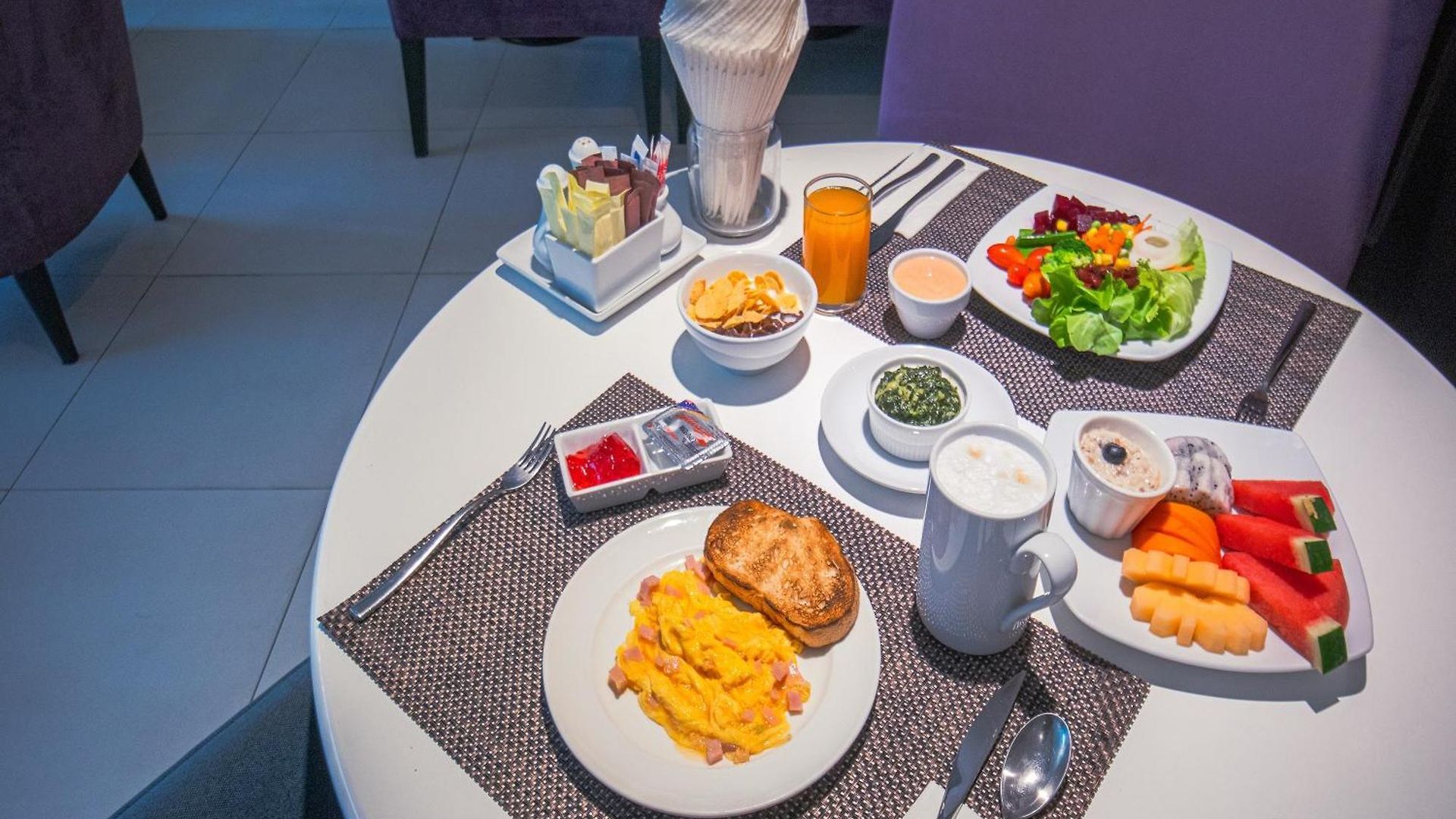 Nova By Compass Hospitality โรงแรม Pattaya