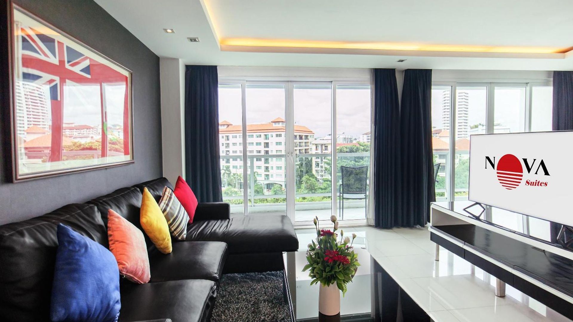 โรงแรม Nova By Compass Hospitality