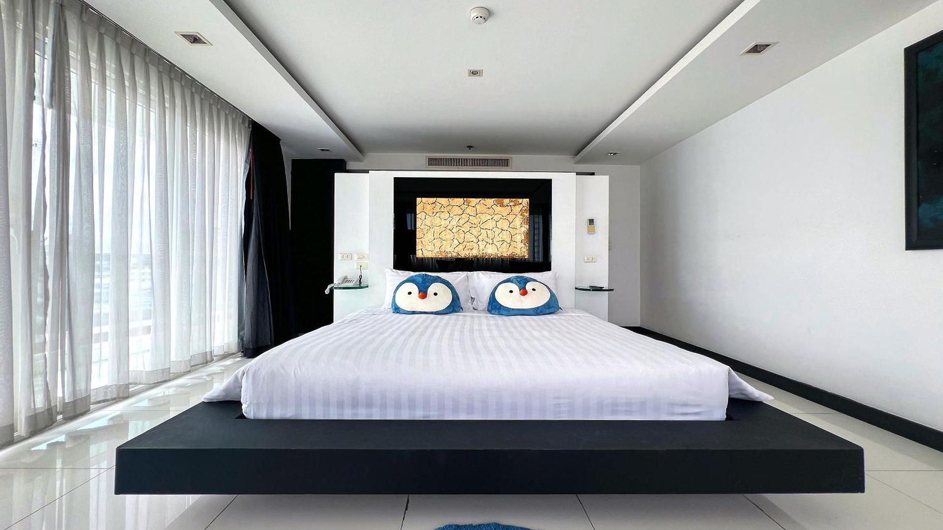 โรงแรม Nova By Compass Hospitality