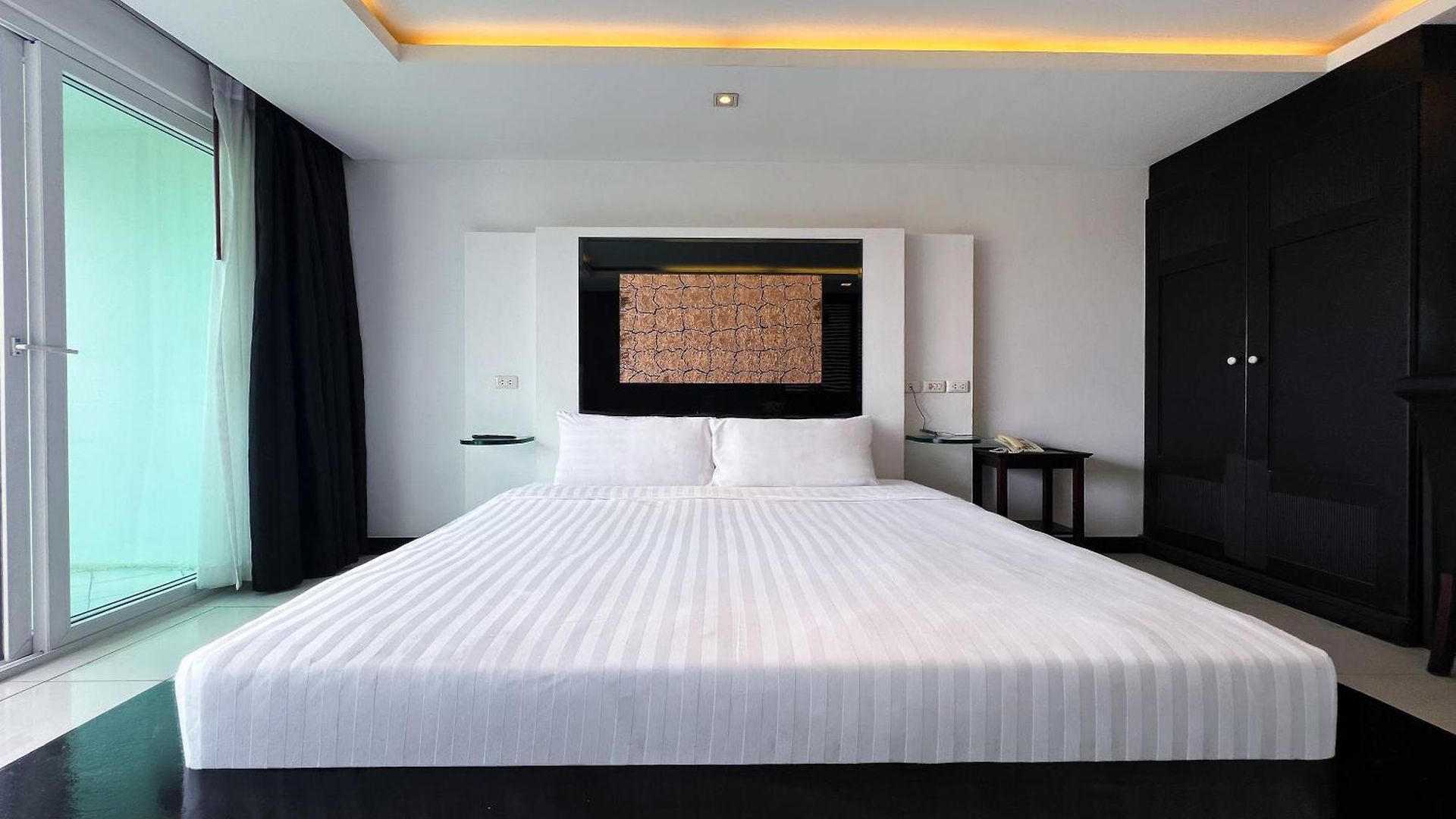 โรงแรม Nova By Compass Hospitality Pattaya
