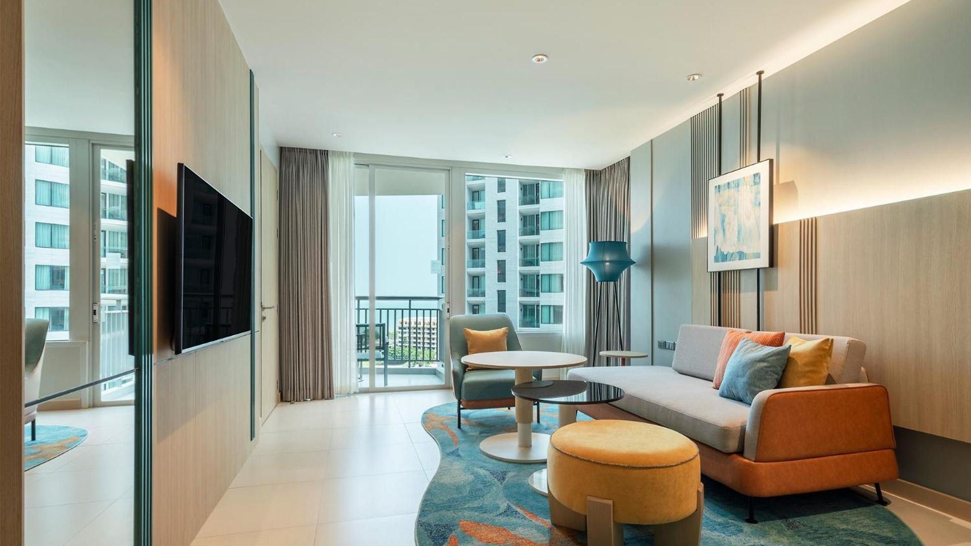 โรงแรมฮอลิเดย์อินน์ พัทยา โรงแรม