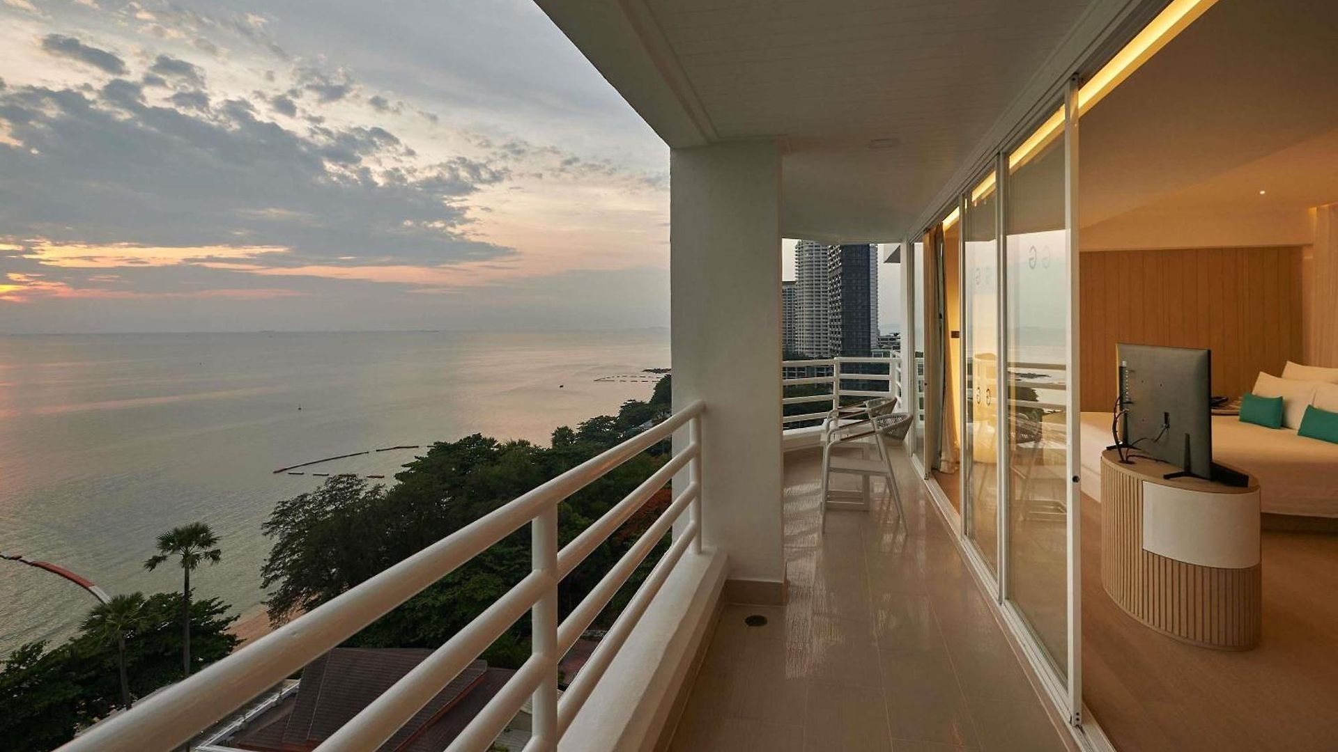 Pullman G โรงแรม 5*