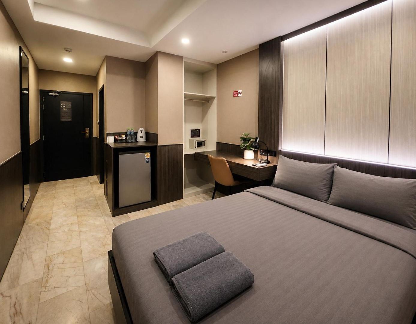 Max โรงแรม 2*