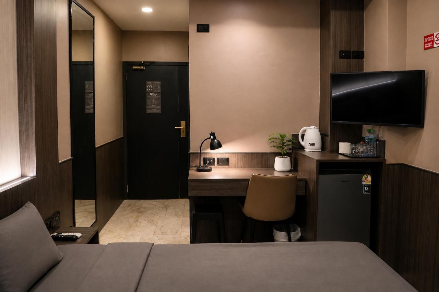 โรงแรม Max 2*