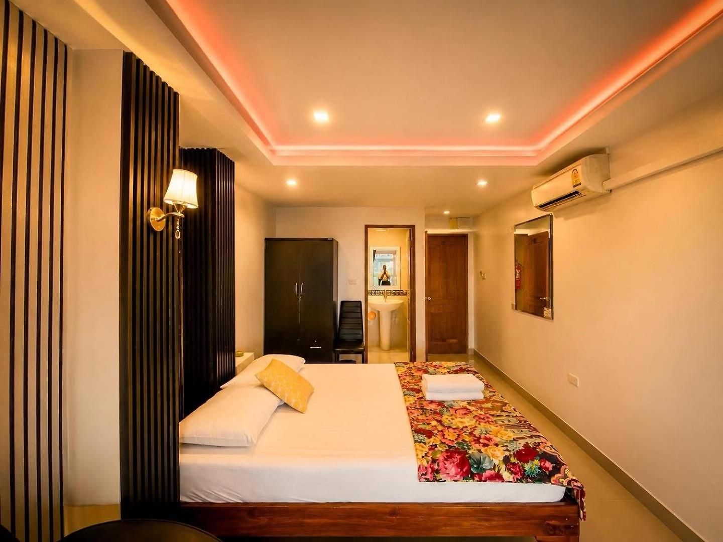 Hotel Phratumnak Hill Guest House 2*