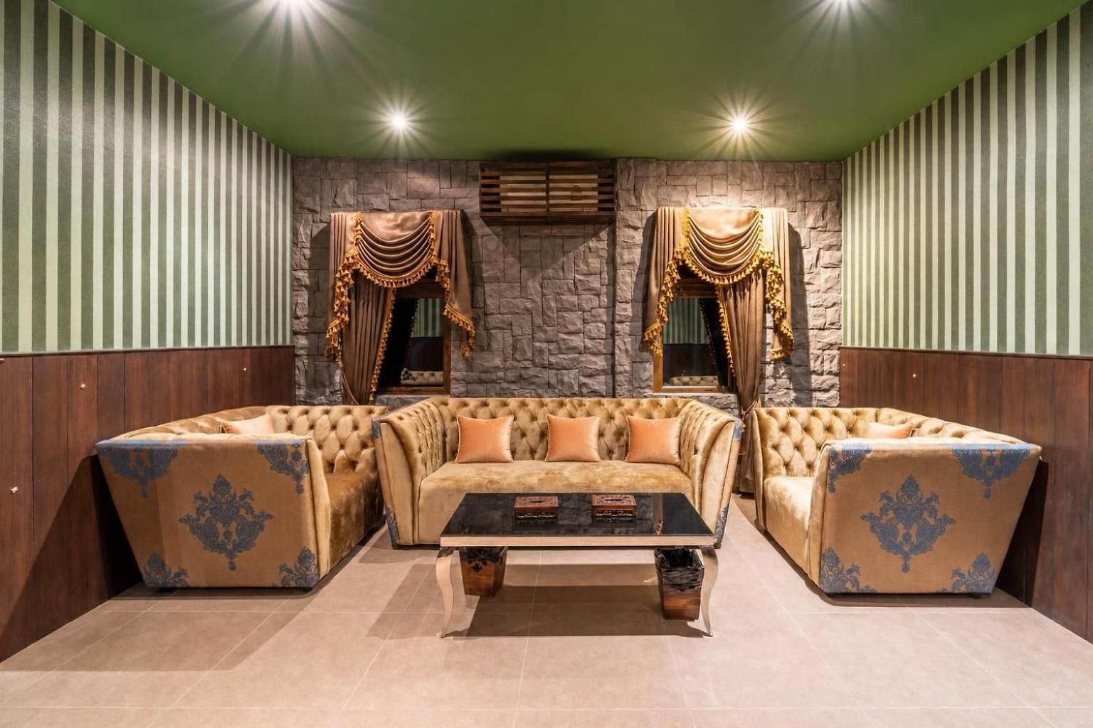 The Castle Pratumnak Hill 6 Bedroom Apartment Pattaya
