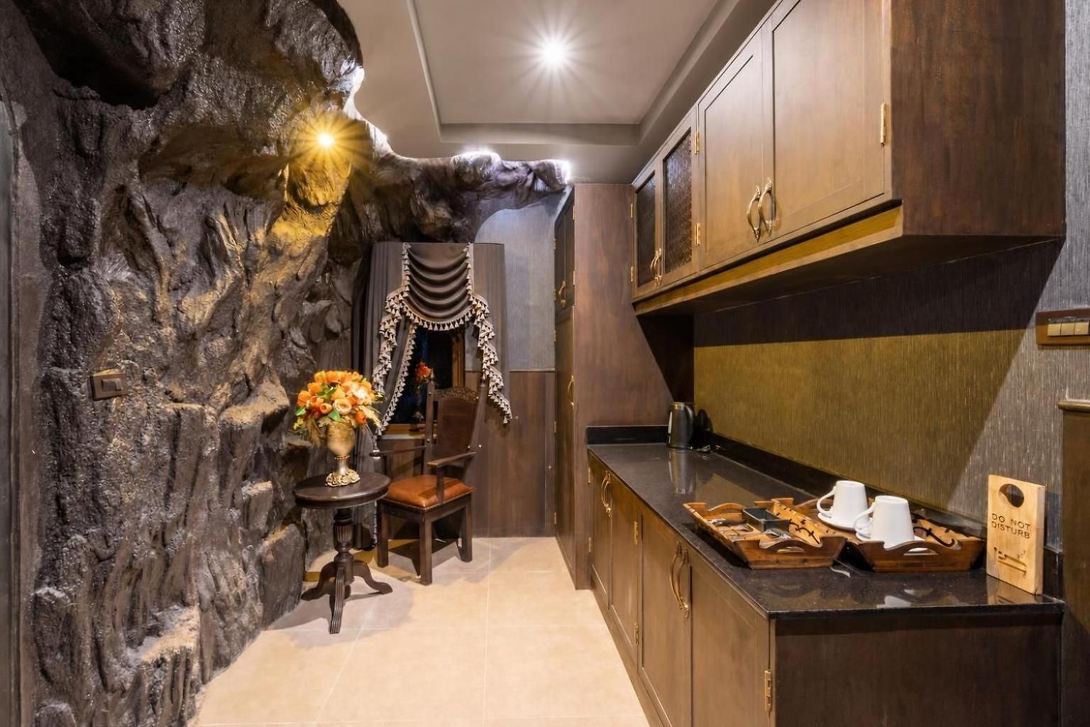 Apartment The Castle Pratumnak Hill 6 Bedroom