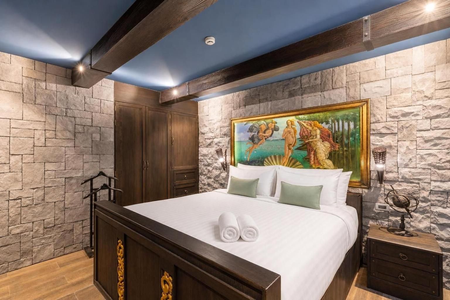 Apartment The Castle Pratumnak Hill 6 Bedroom *
