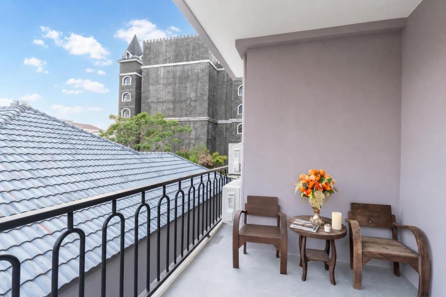 The Castle Pratumnak Hill 6 Bedroom * Pattaya