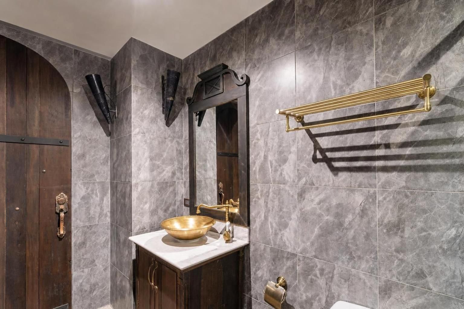 Apartment The Castle Pratumnak Hill 6 Bedroom *