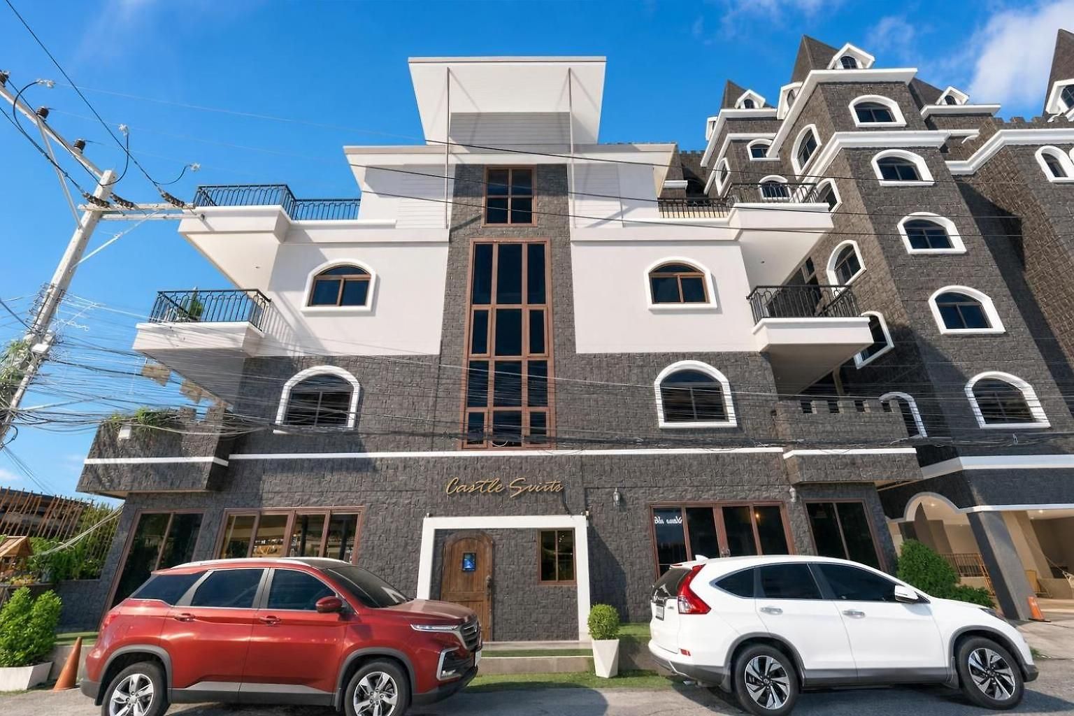 The Castle Pratumnak Hill 6 Bedroom Apartment Pattaya