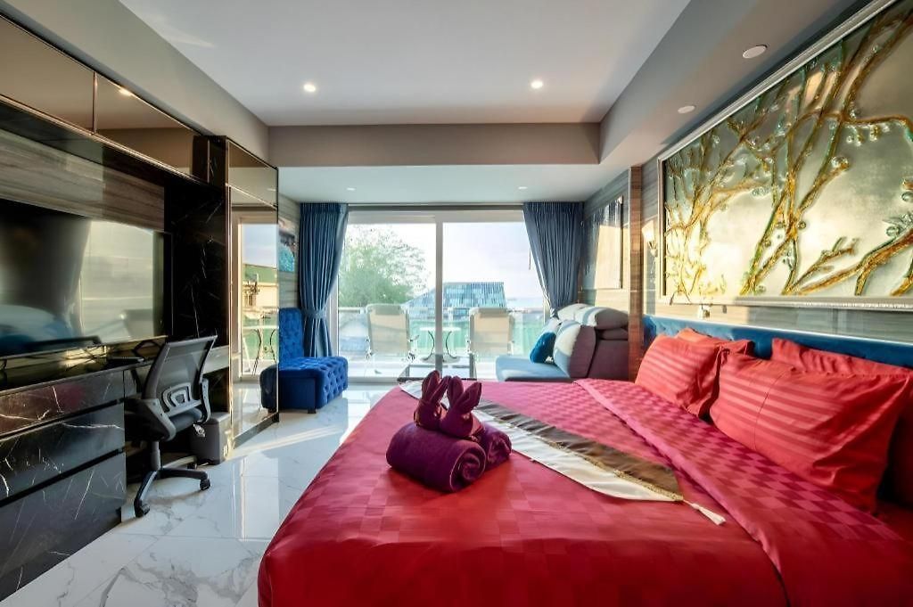 โรงแรม The Globe Hotel, Bar & Restaurant 3*