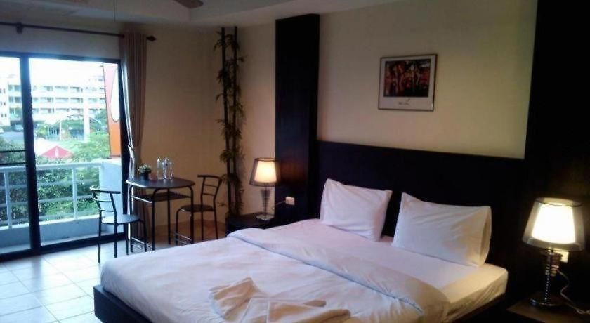 M Place 2* Pattaya