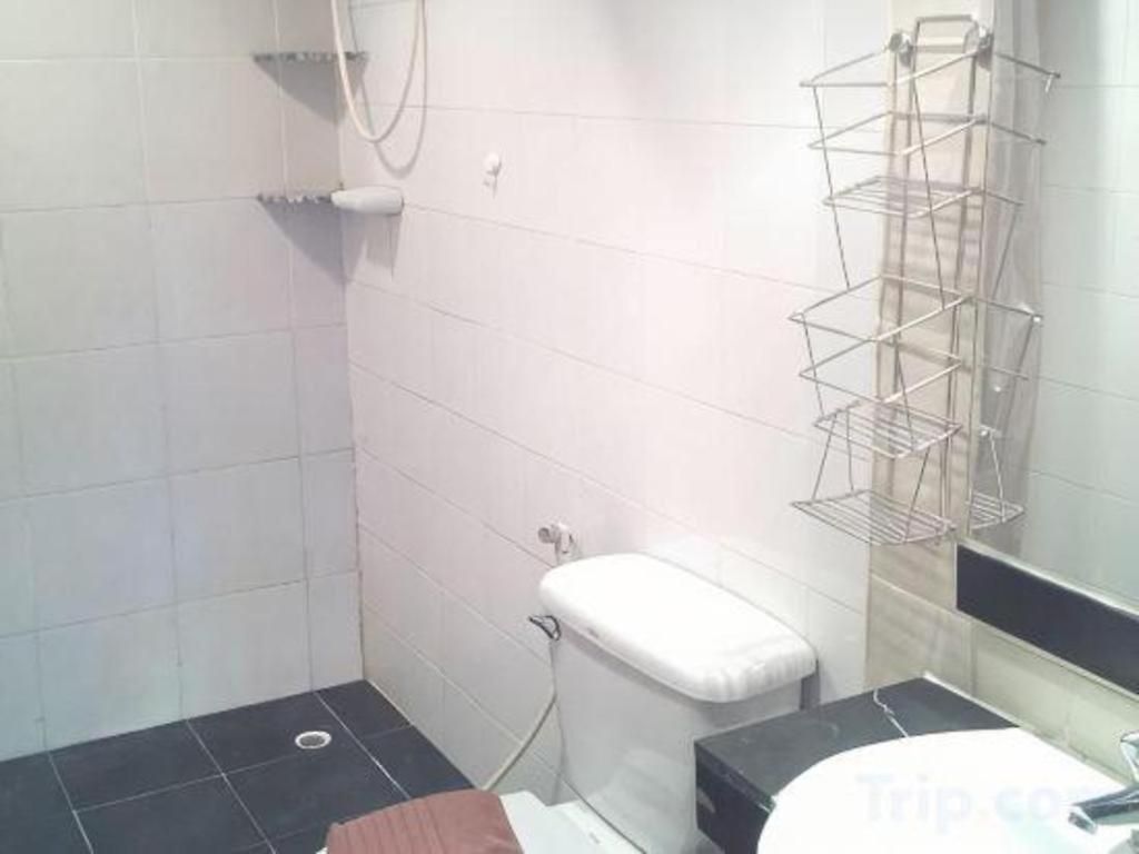 M Place Hotel 2*