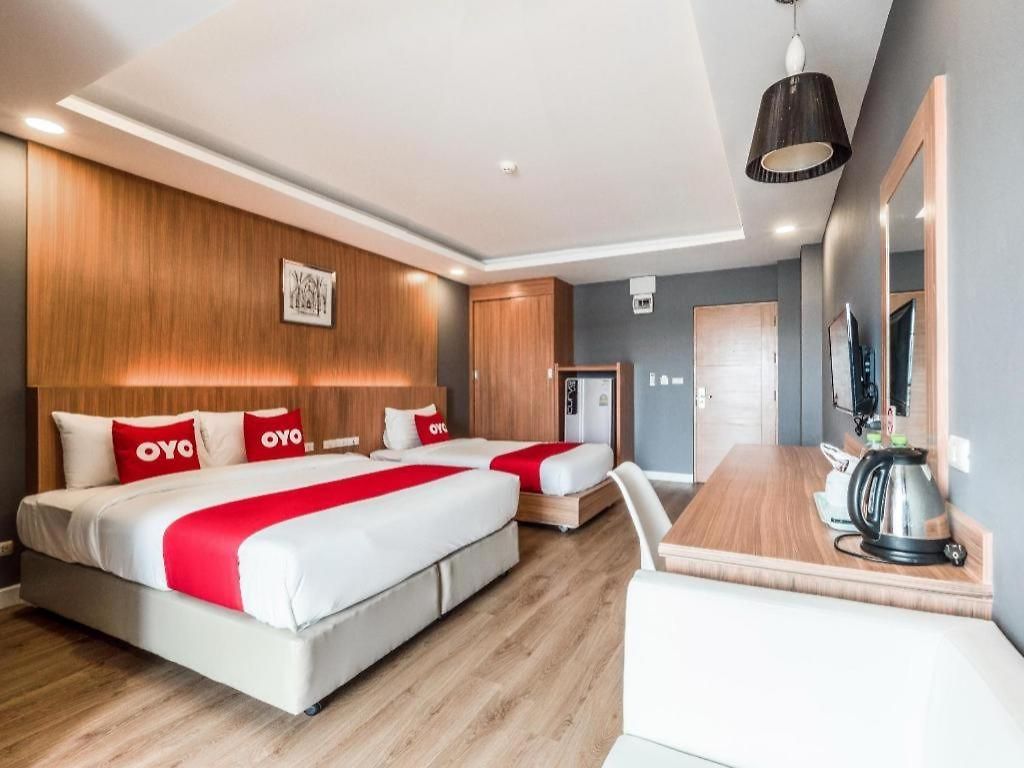 Oyo 1126 Curve Boutique Hotel