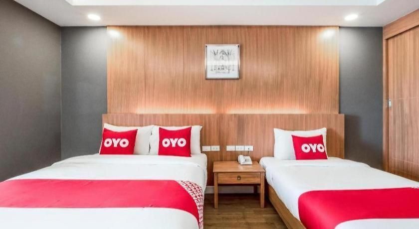 Oyo 1126 Curve Boutique Hotel 3*