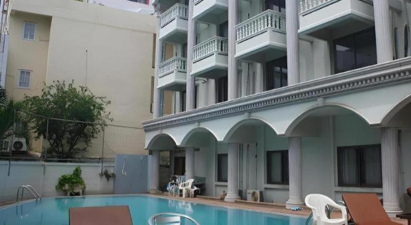 Honey Lodge Pattaya