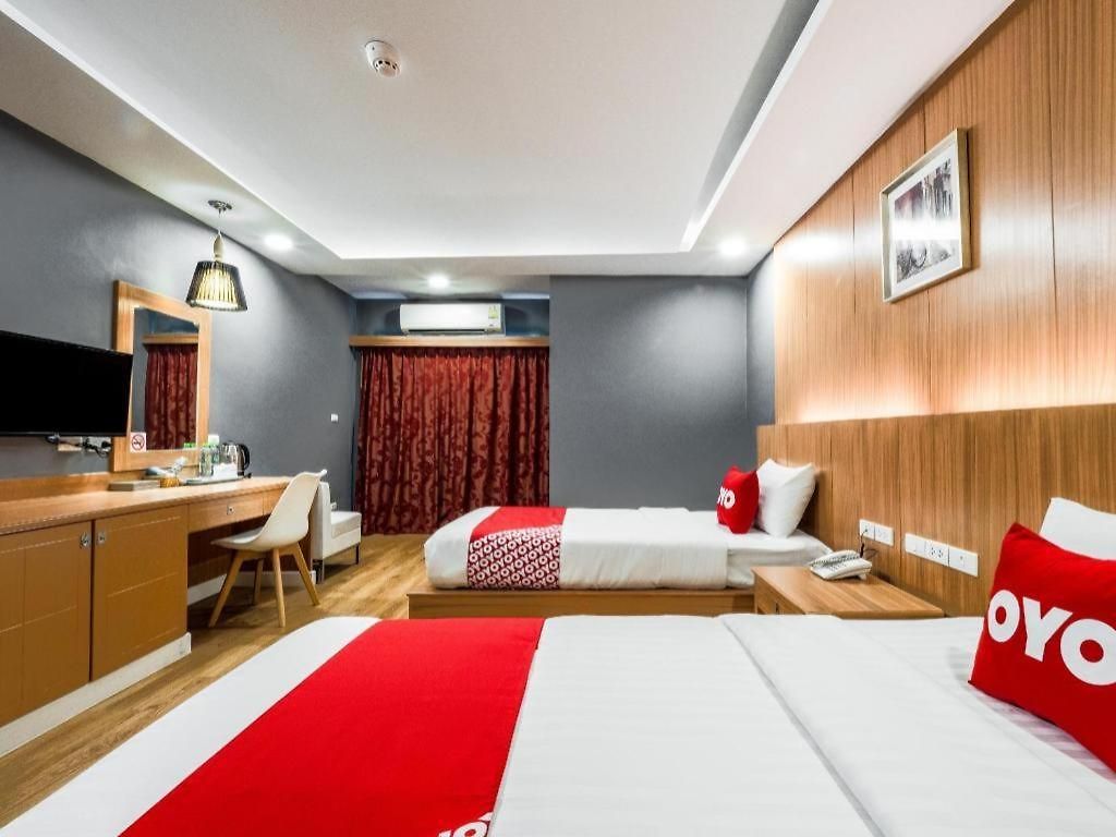 Oyo 1126 Curve Boutique Hotel