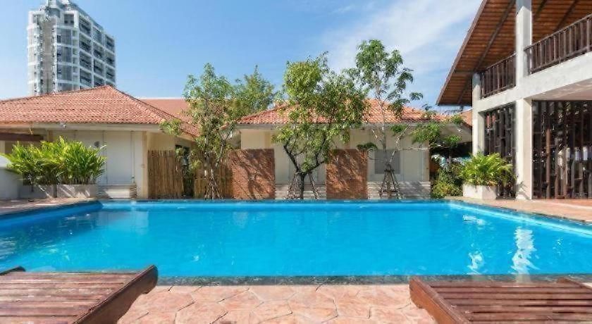 Lotusland Pattaya