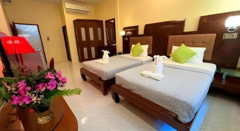 รีสอร์ท Lotusland 3*