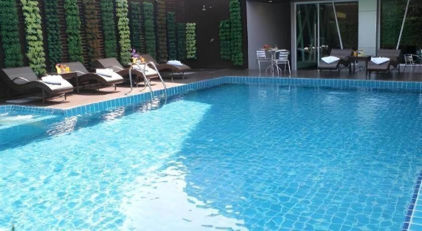 Chariot Hotel Pattaya