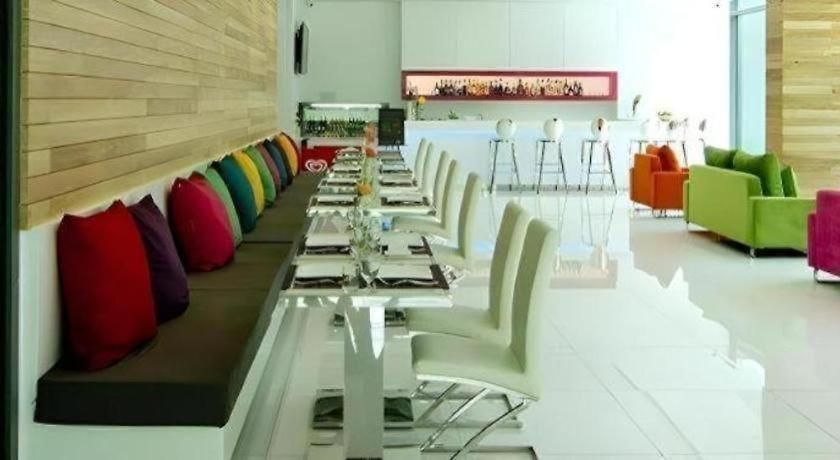 Seven Zea Chic 4* Pattaya