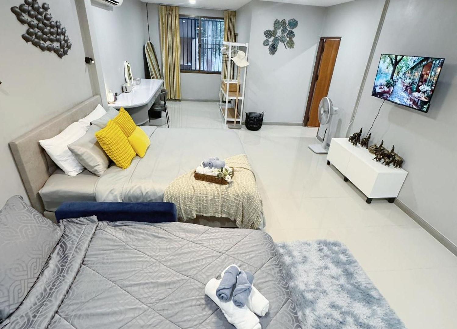 Sun And Moon House Pattaya