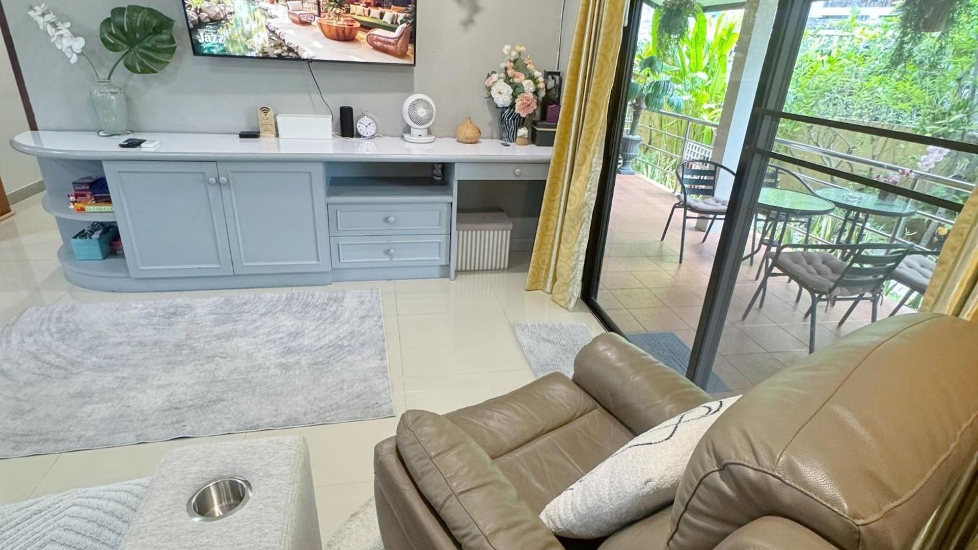 Sun And Moon House * Pattaya