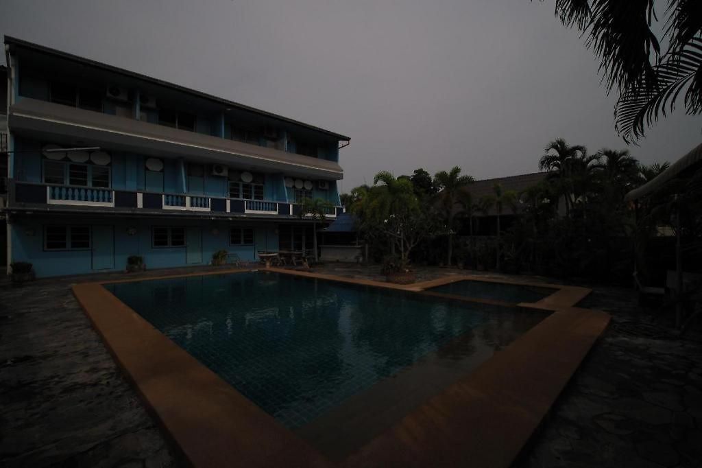 Hotel Oyo 1004 Naklua Mansion 2*