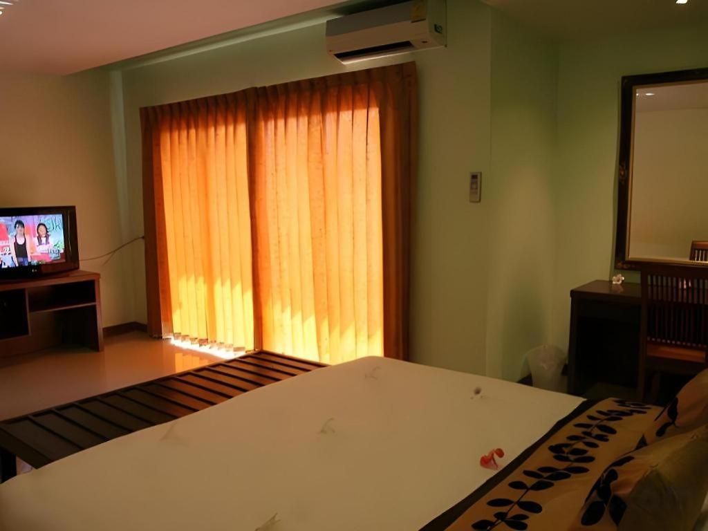 โรงแรม Siam Platinum 4*