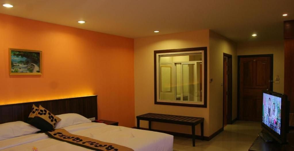 Siam Platinum