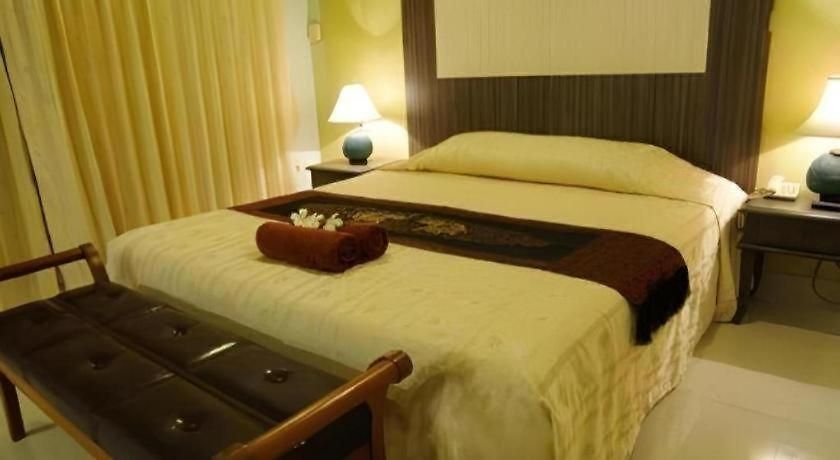 Diamond Place 3*
