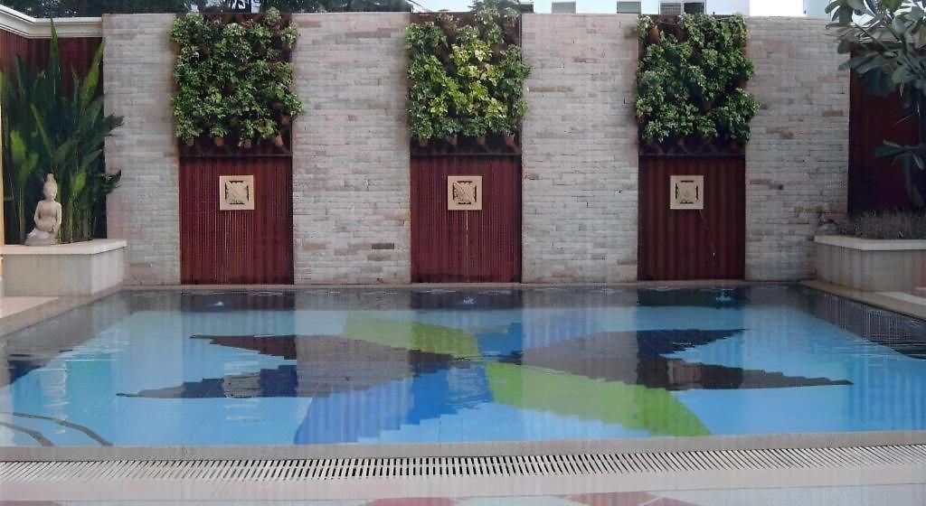 Diamond Place
