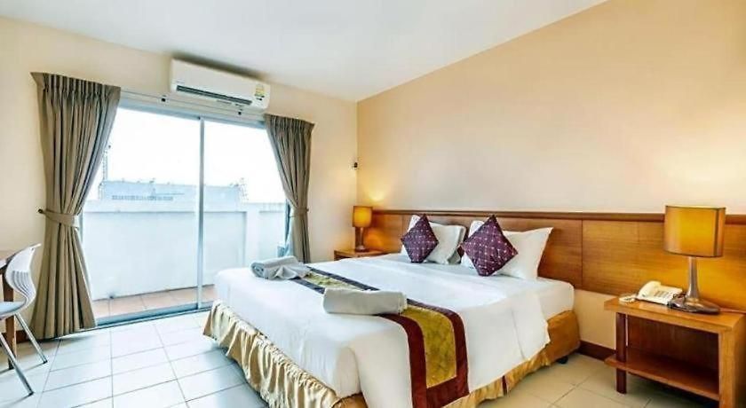 โรงแรม Eastiny Plaza Pattaya