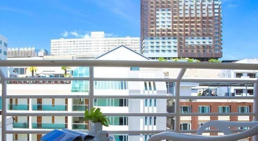 Eastiny Plaza โรงแรม 3*
