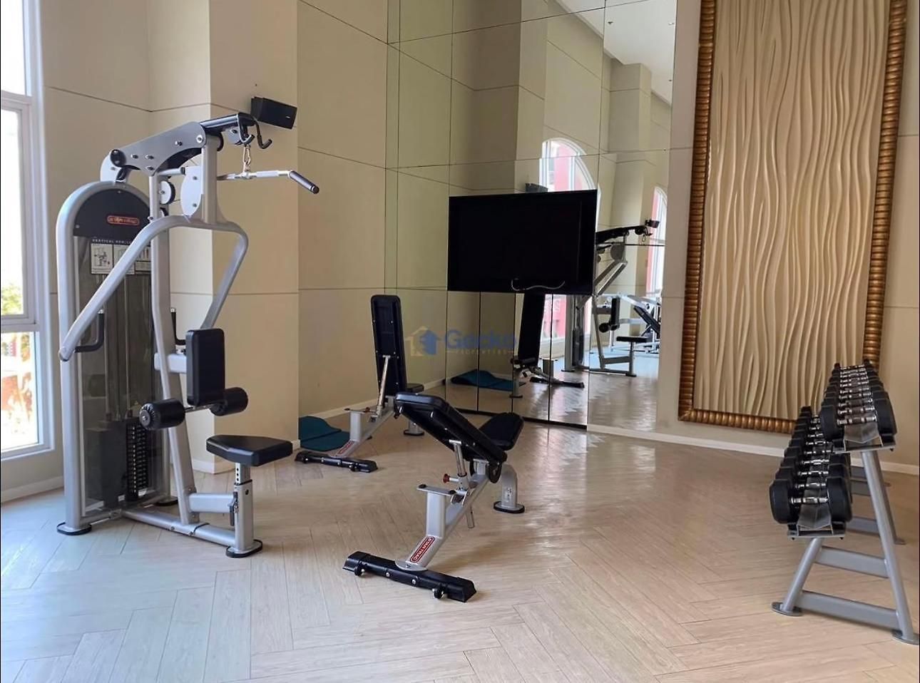 Apartment Tropical Escape- Grande Caribbean Pattaya