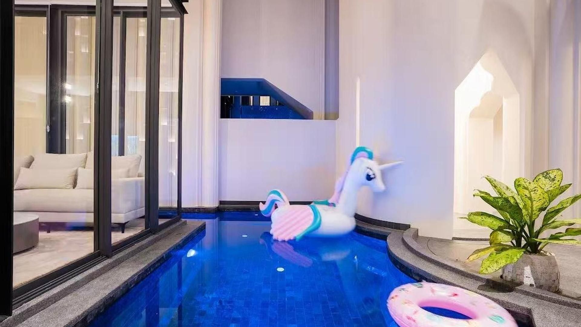 Private 4br Pool Villa *