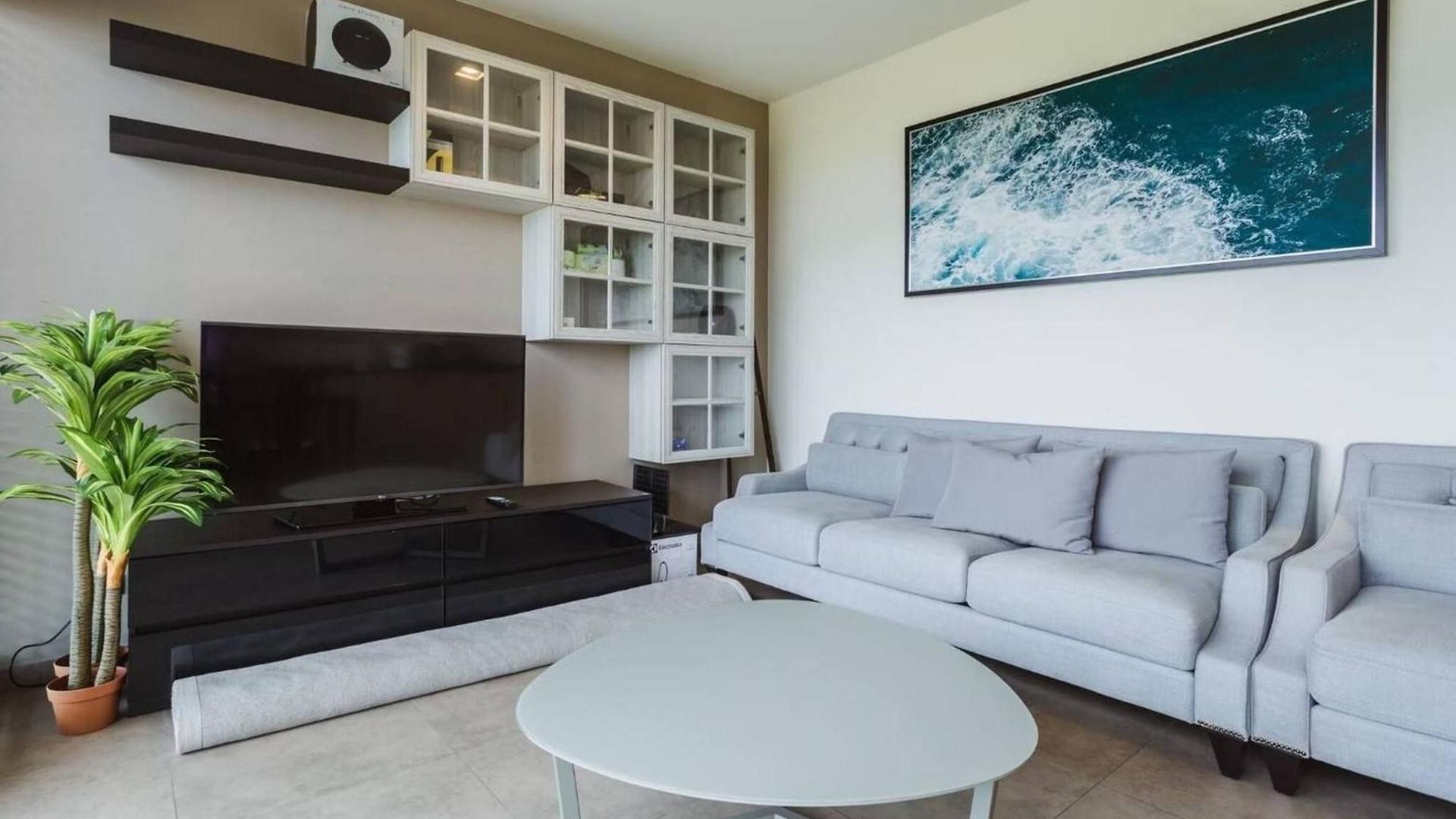 2 Bedroom High Floor Sea View Unit