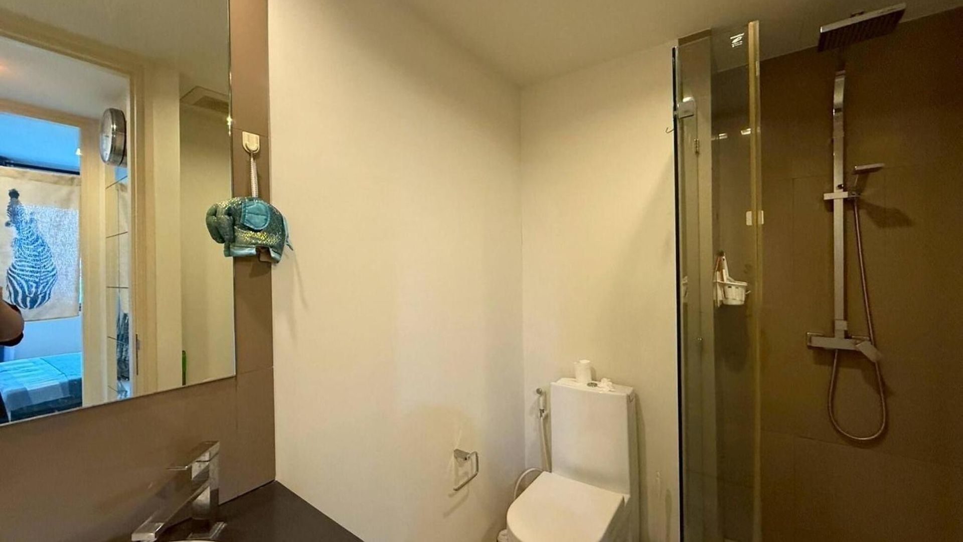 2 Bedroom High Floor Sea View Unit Apartment Pattaya
