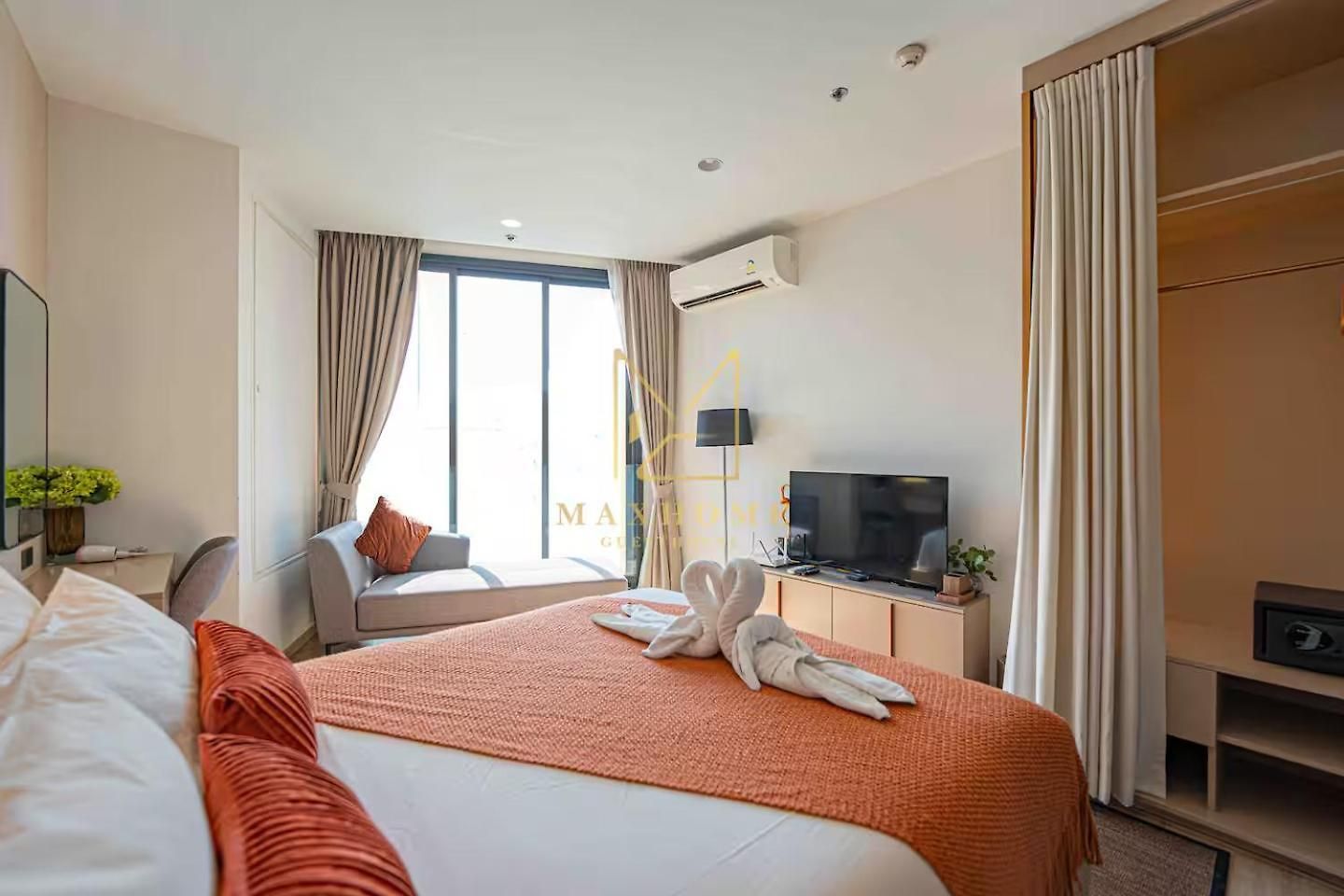 Maxhome At Edge * Pattaya