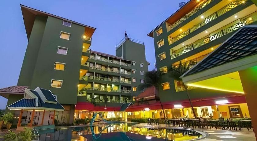Resort Phuphaya Pattaya