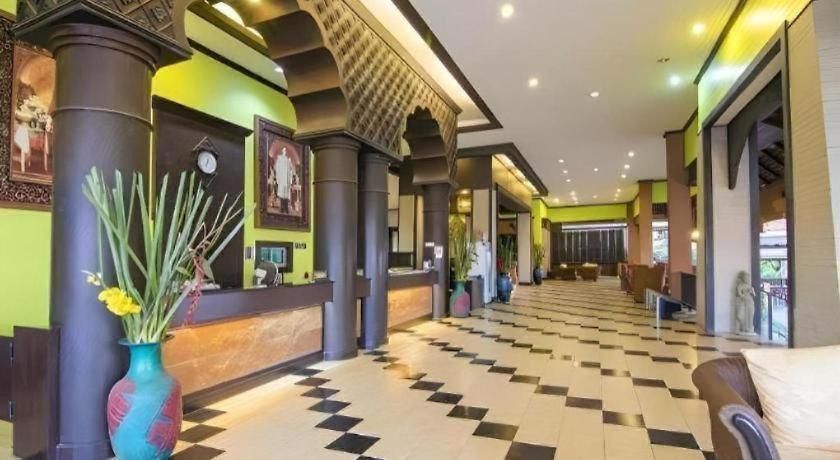 Resort Phuphaya 4*